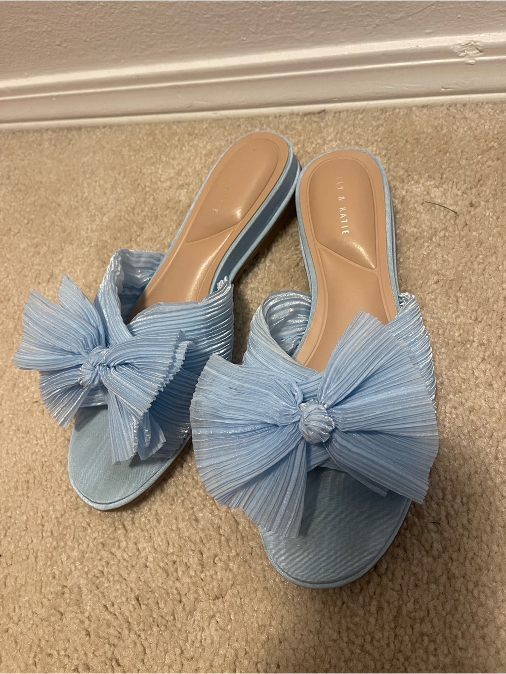 Kelly & Katie Light Blue Pleated Bow Sandles